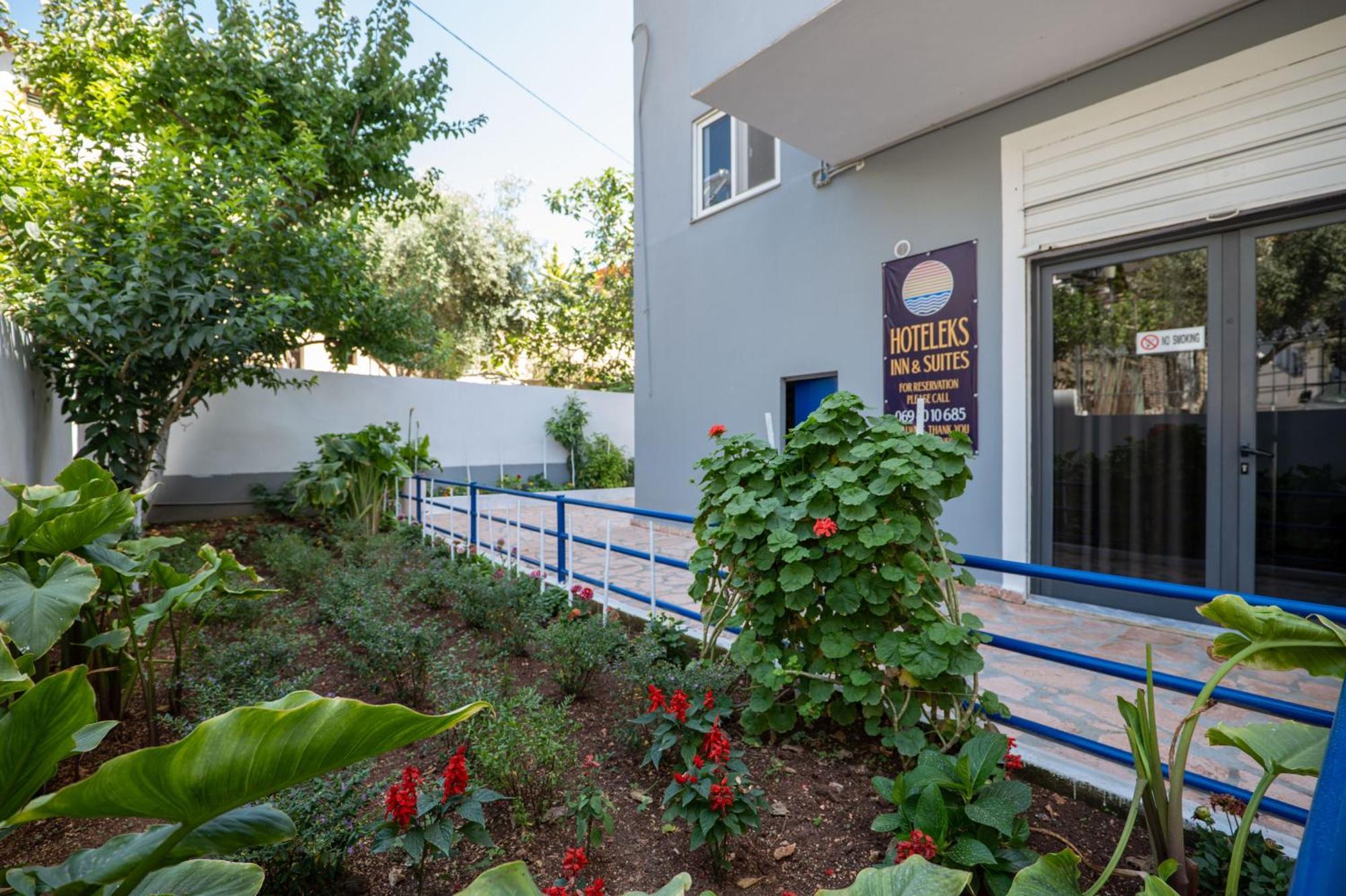 Hoteleks Inn & Suites Sarandë 外观 照片